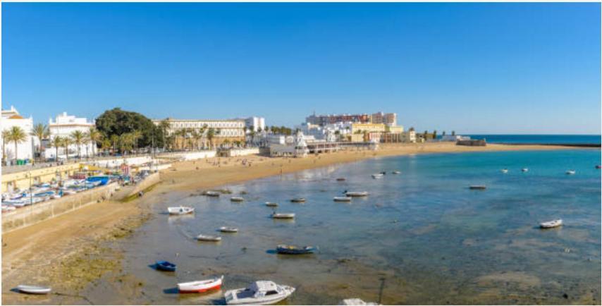 Apartment Paseo Maritimo De *